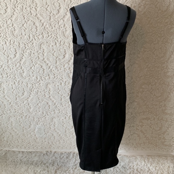 ❌SOLD❌TORRID BLACK SCUBA KNIT & MESH BODYCON DRESS - Picture 10 of 14